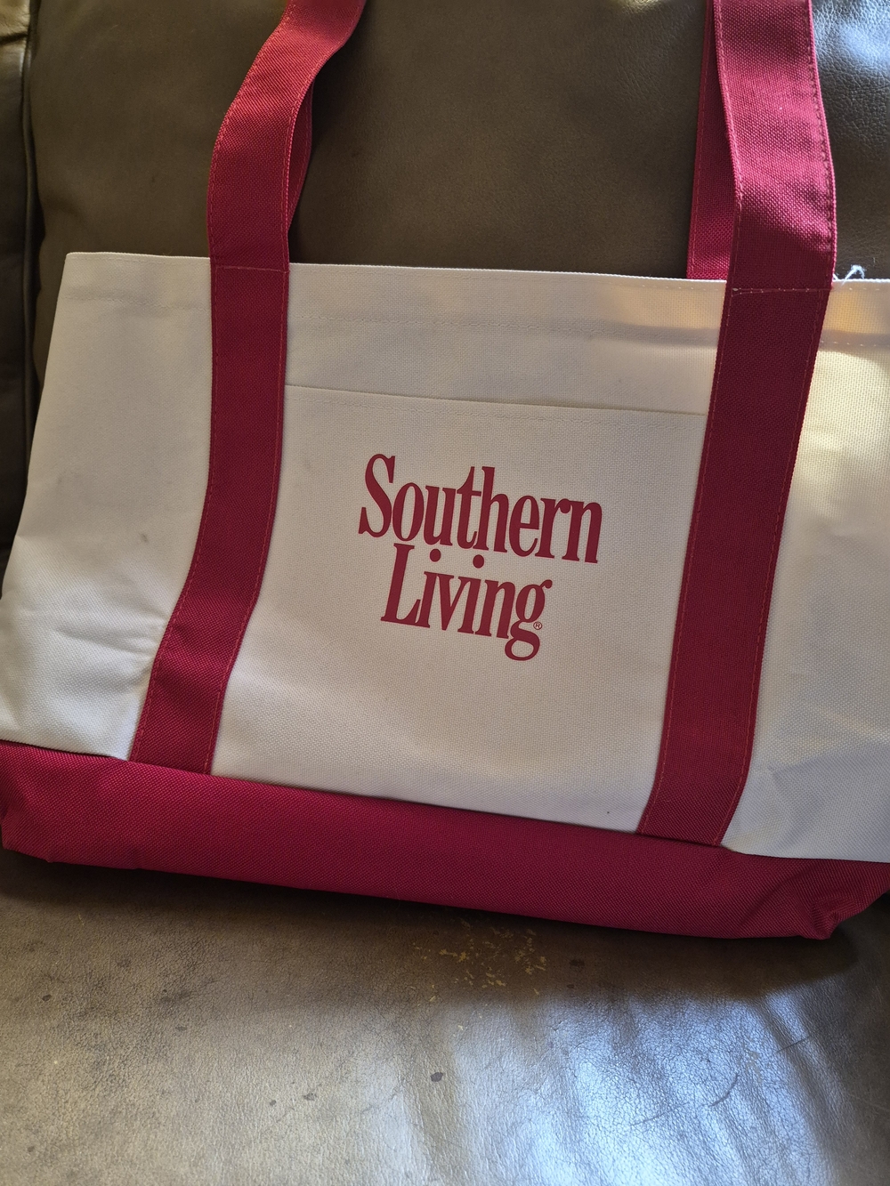 Tote Soutern Living Large Limited Edition Magazine Canvas Tote Red And Cream New